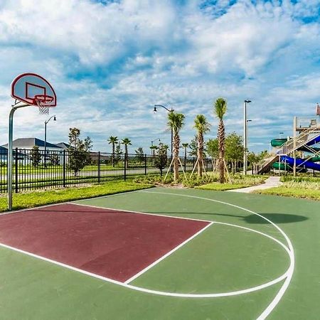 Splendid Thematic 2Br With Waterpark Lägenhet Kissimmee Exteriör bild