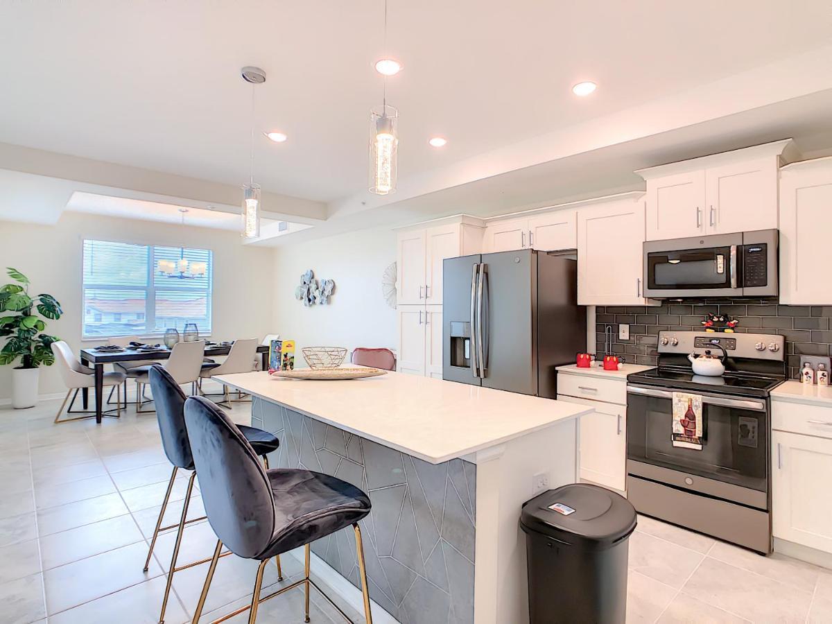 Splendid Thematic 2Br With Waterpark Lägenhet Kissimmee Exteriör bild
